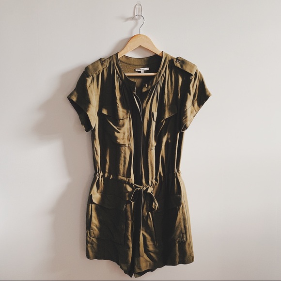 Madewell Pants - Firm Price! 🍁 olive soft tie waist romper pockets
